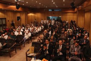 تقدیر از بازنشستگان - جشن دهه فجر: عکس شماره 5 / 10